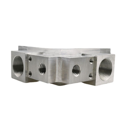 Buen precio Step / Igs File CNC Auto Parts para el proceso de fundición y mecanizado en línea
